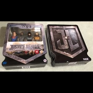 SEALED Justice League Pez Collectible Tin